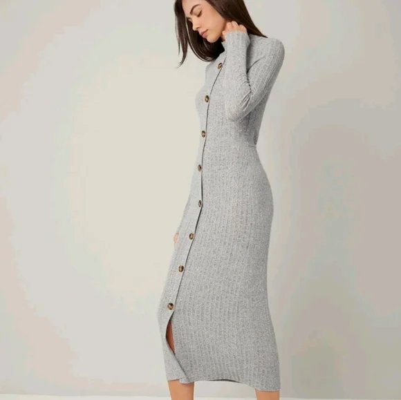 Mock neck ribbed knit bodycon dress - Picture 4 of 5